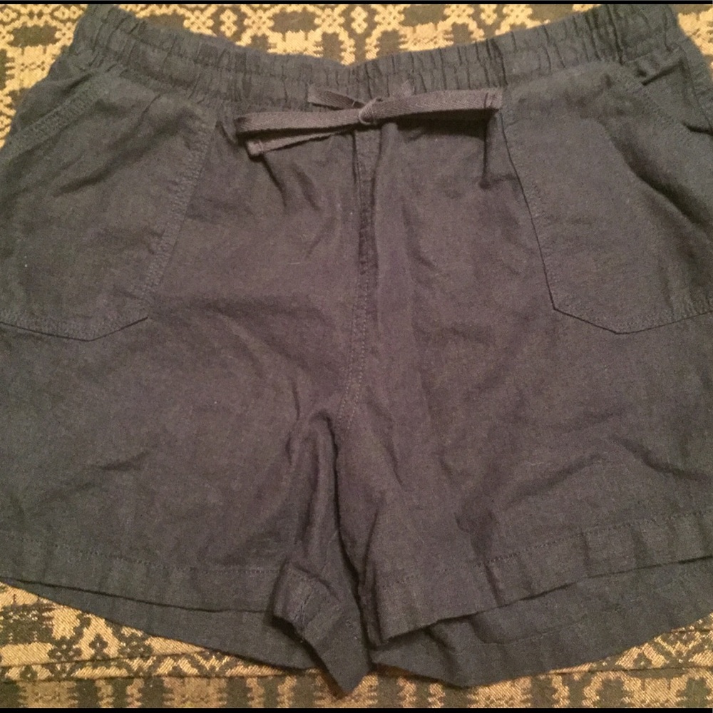 Linen shorts